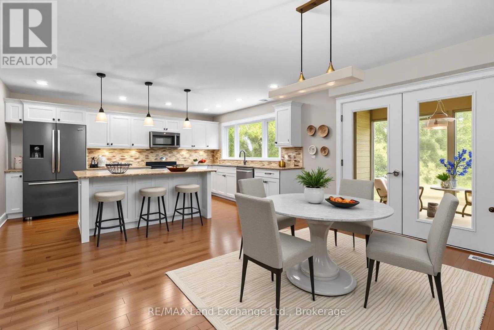 Property at 200 TRILLIUM DRIVE image 4