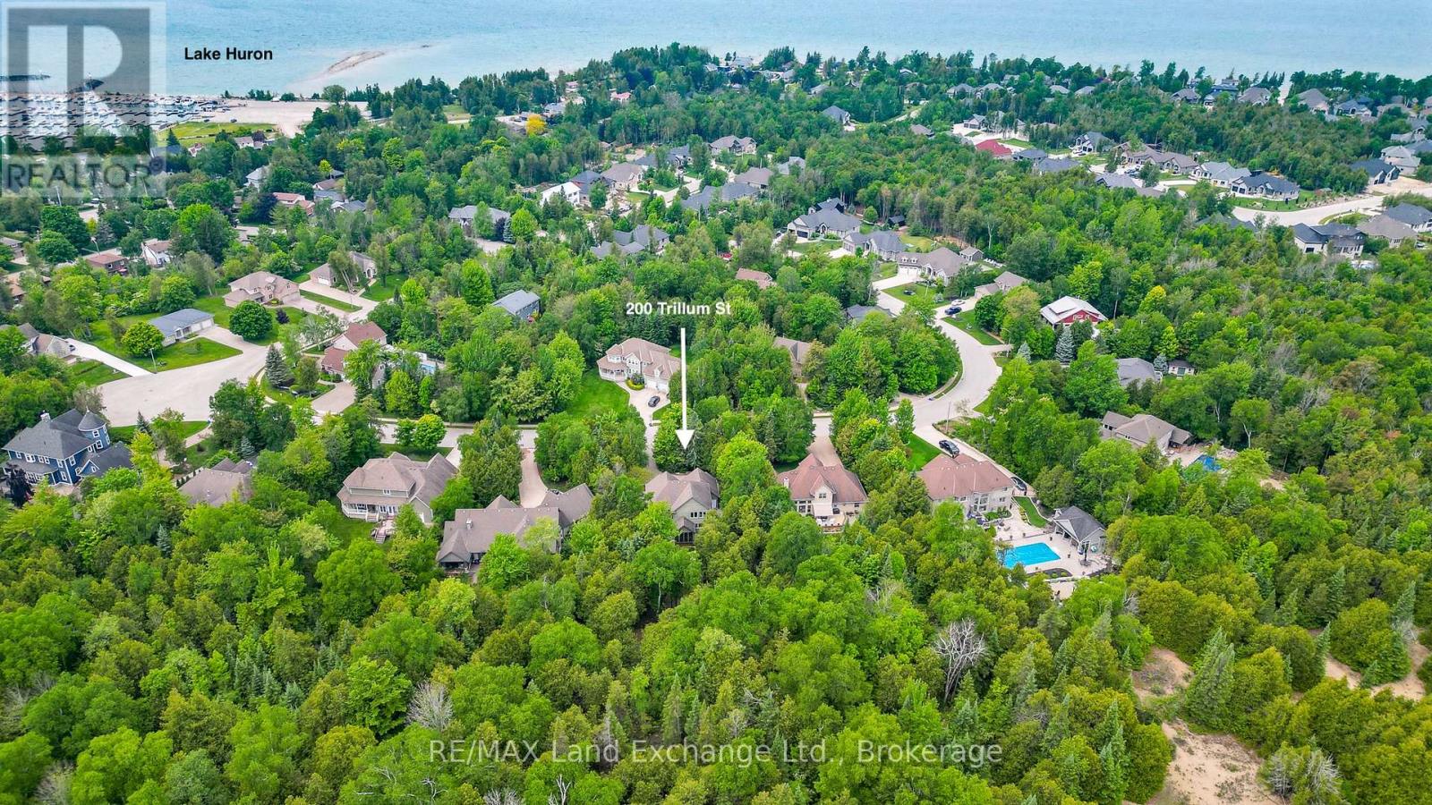 200 Trillium Drive, Saugeen Shores, Ontario  N0H 2C2 - Photo 45 - X12221028