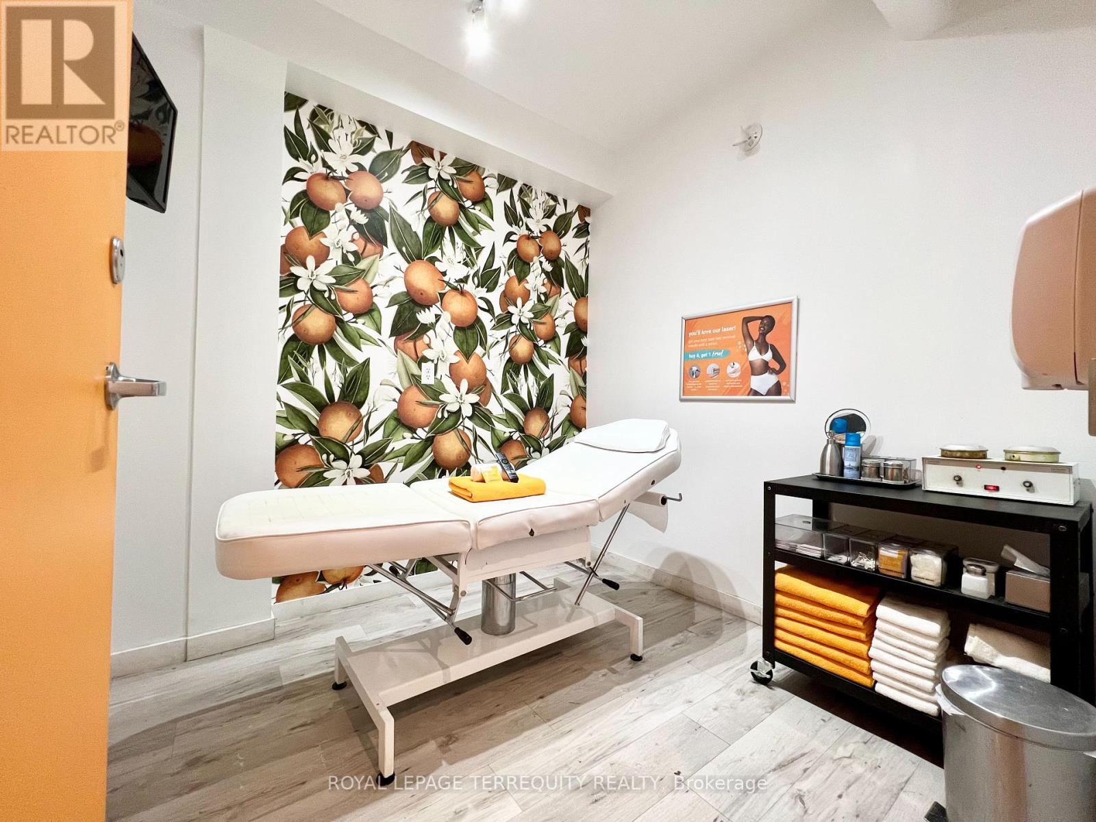 106 Main Street N, Markham, Ontario L3P 1Y1 - Photo 12 - N12096068