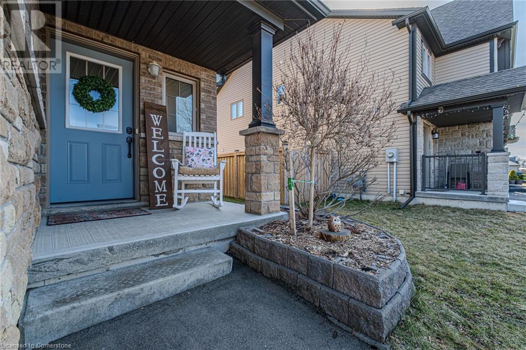 Property at 36 BASSWOOD Road image 3
