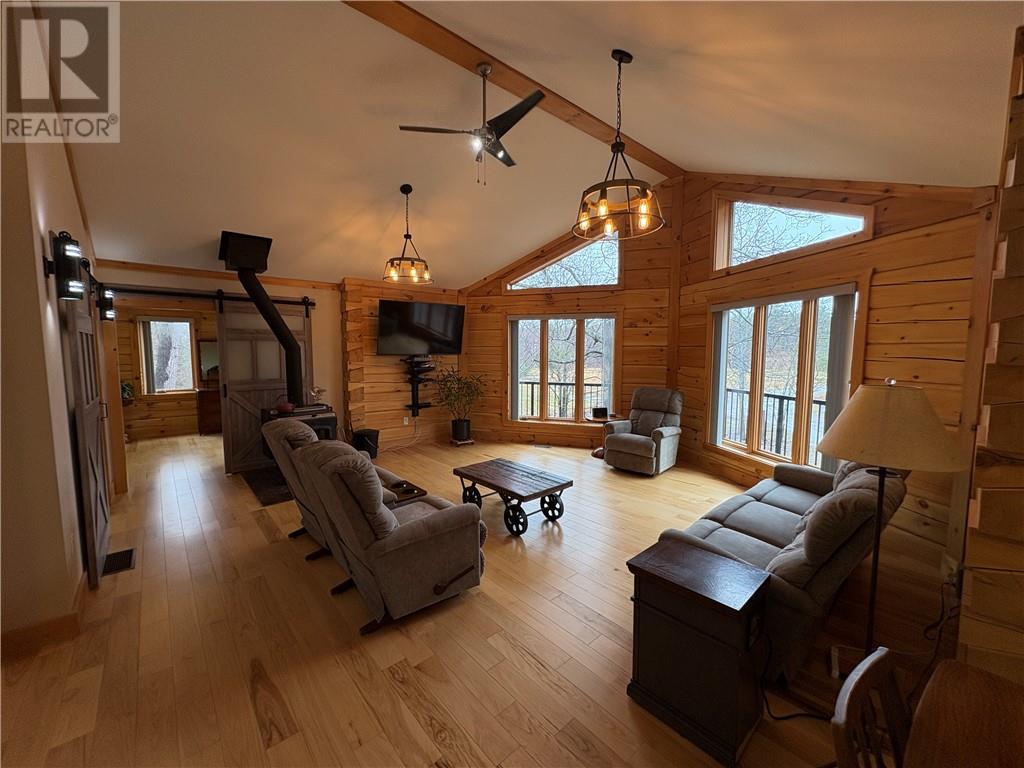1100 Hwy 637, Killarney, Ontario  P0M 2A0 - Photo 14 - 2121653