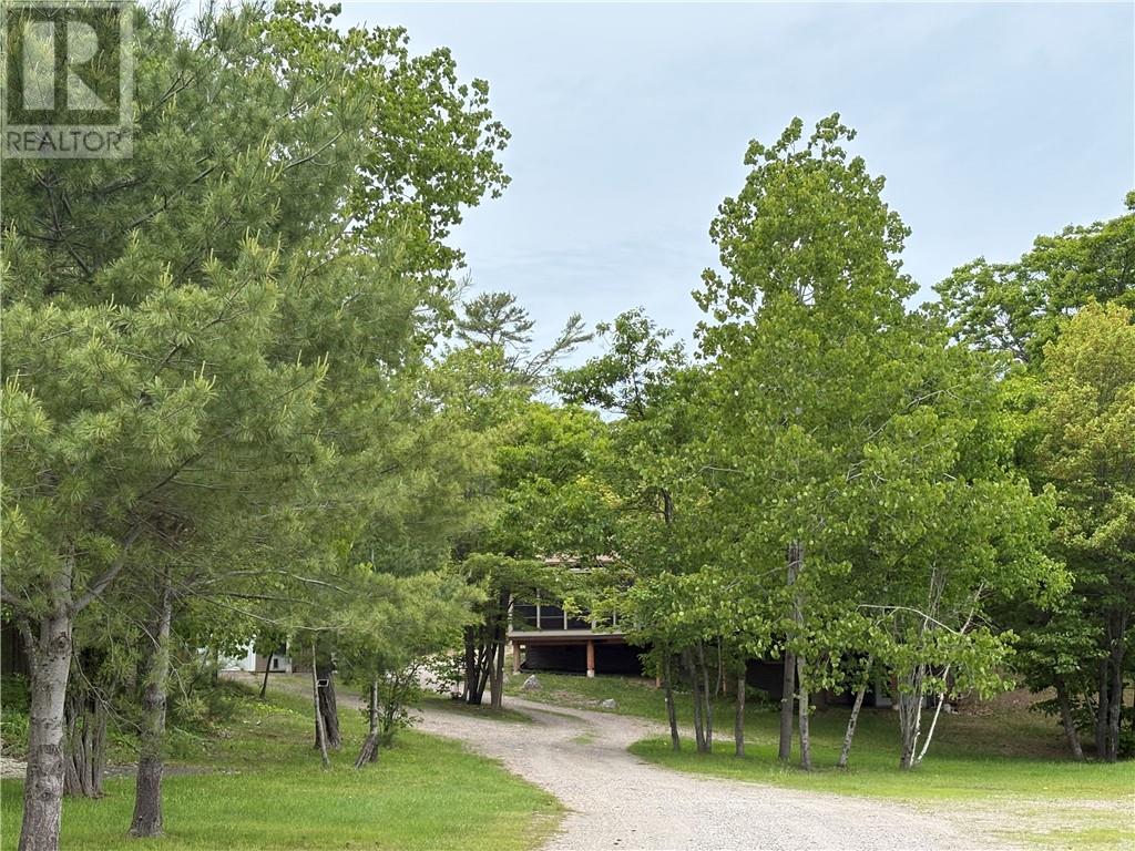 1100 Hwy 637, Killarney, Ontario  P0M 2A0 - Photo 5 - 2121653