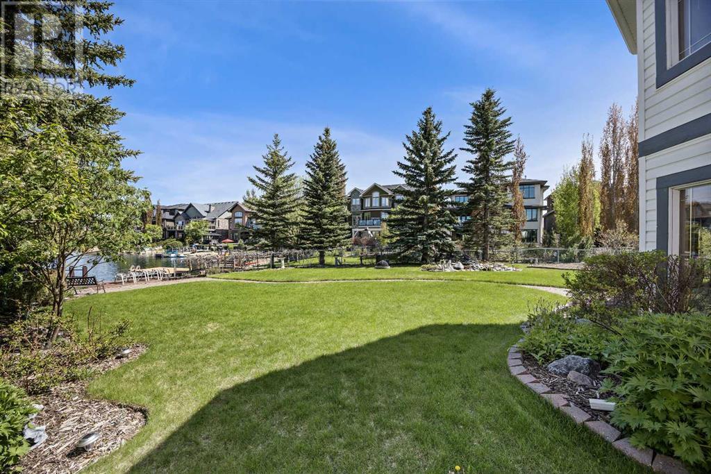 Property at 76 Chaparral Cove SE image 5