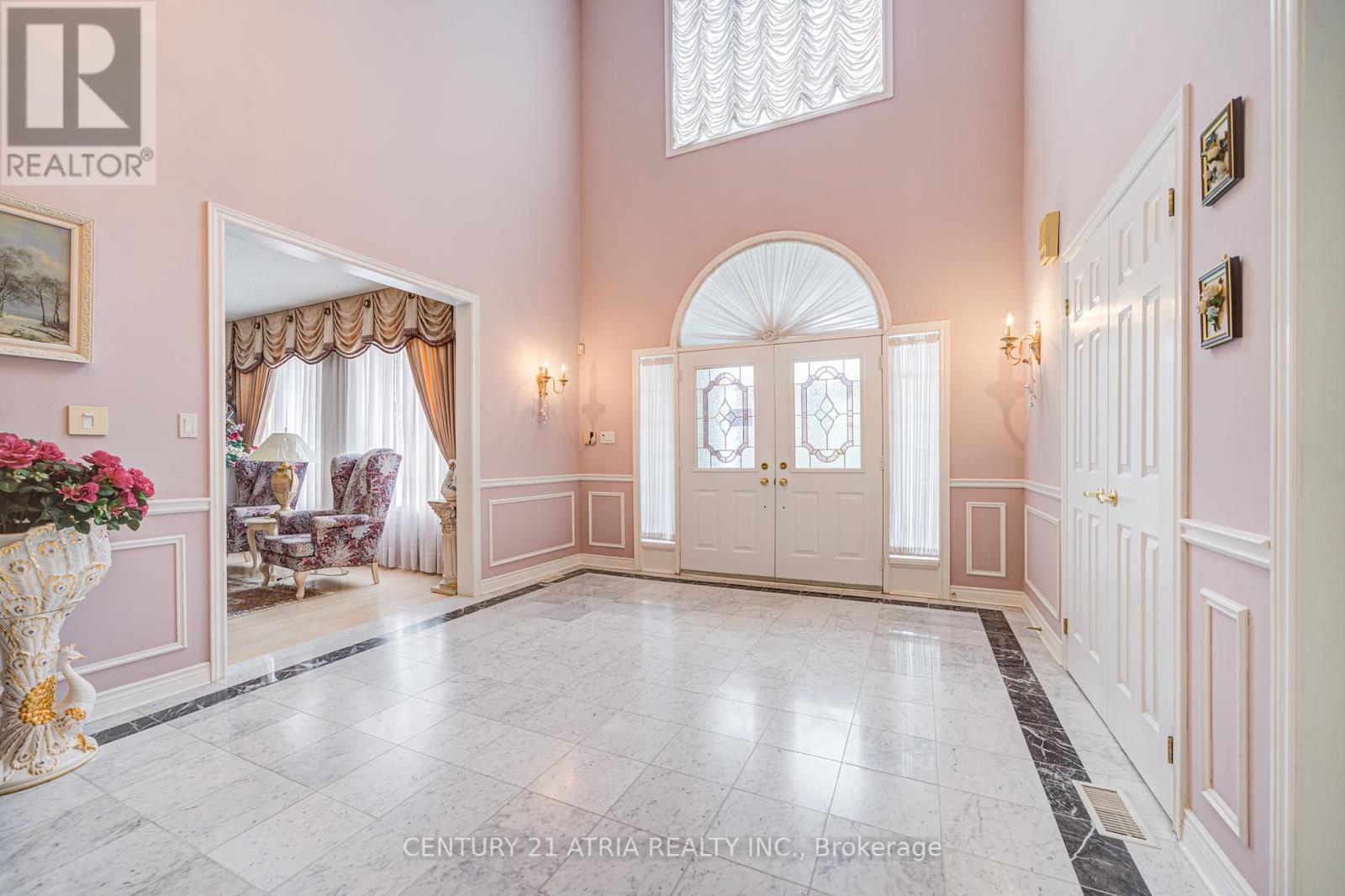 Property at 92 SPRINGBROOK DRIVE image 5