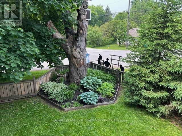Property at 41 PINEWAY AVENUE image 5