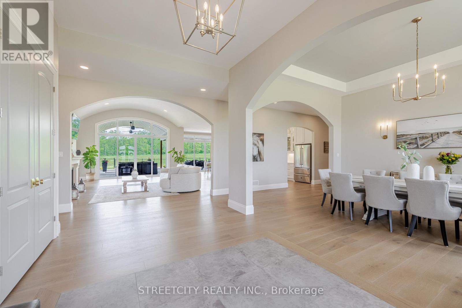 20724 Denfield Road, Middlesex Centre, Ontario  N6H 5L2 - Photo 4 - X12221123