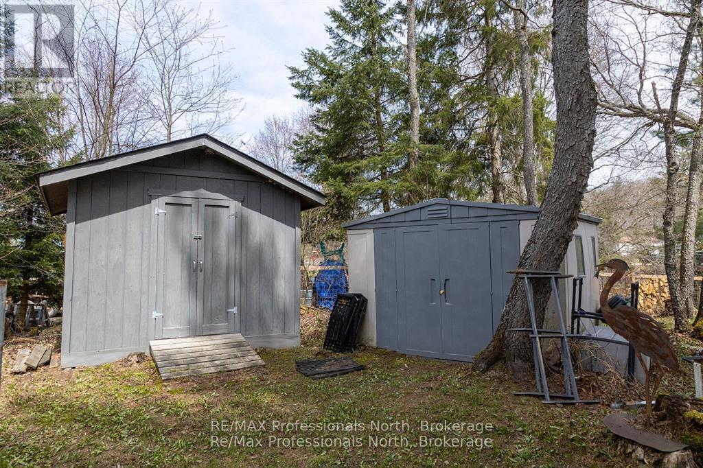80 Invergordon Avenue, Minden Hills, Ontario  K0M 2K0 - Photo 15 - X12221096