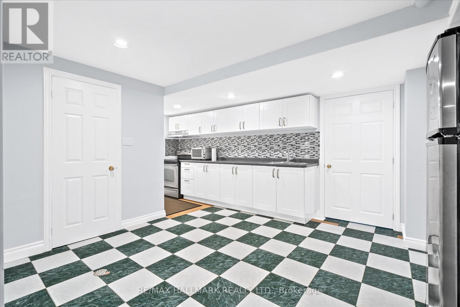 140 Bathgate Drive, Toronto (Centennial Scarborough), Ontario  M1C 1T5 - Photo 29 - E12220971