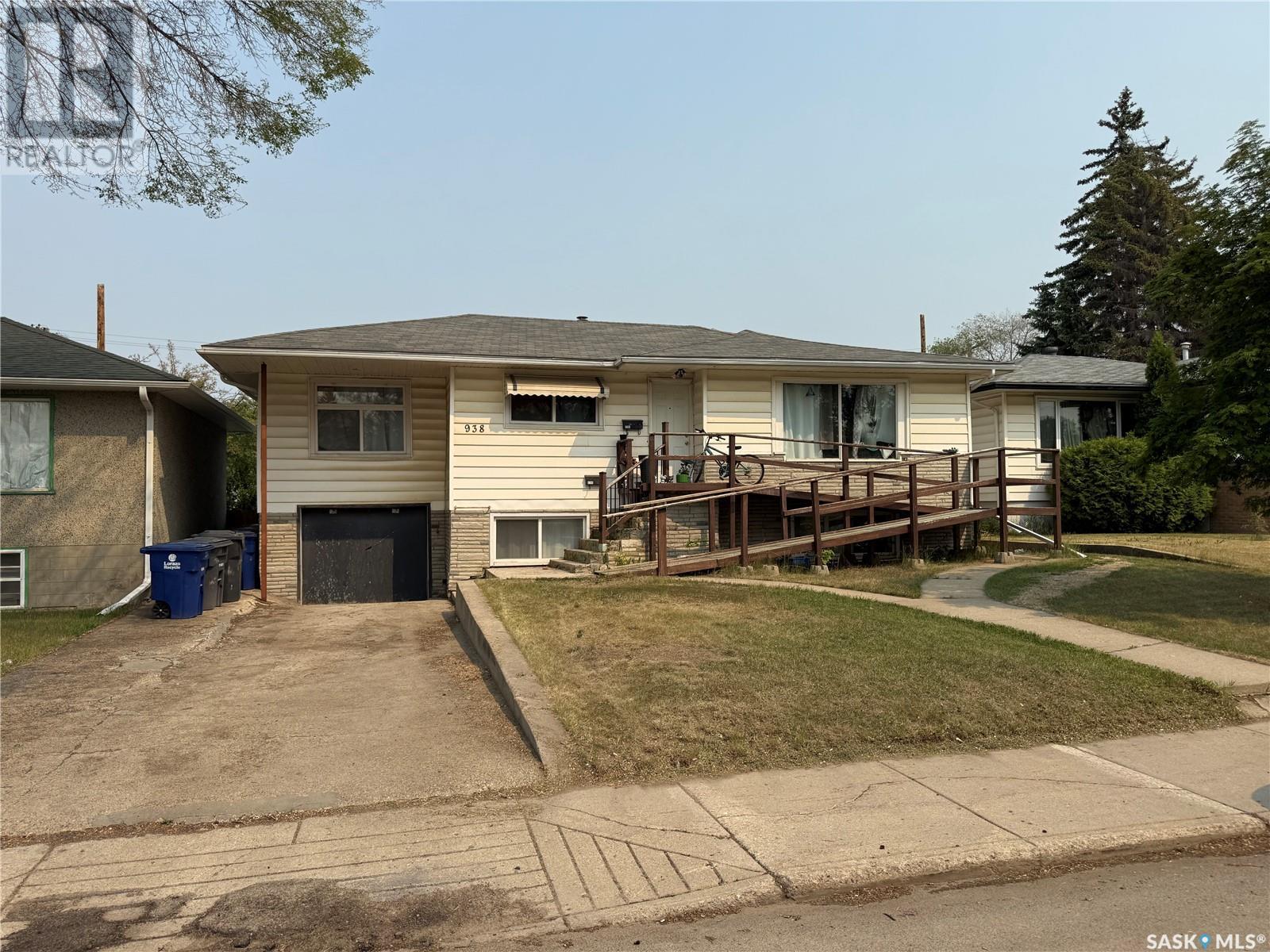 Property at 938 P AVENUE N image 1