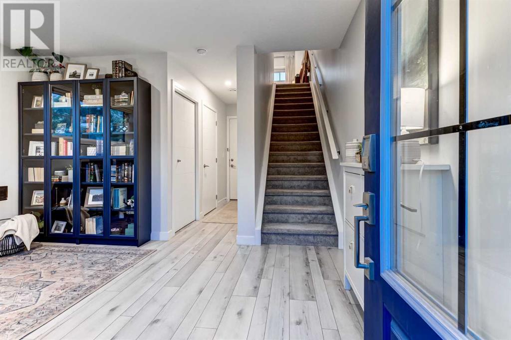 Property at 87 Les Jardins Park SE image 3