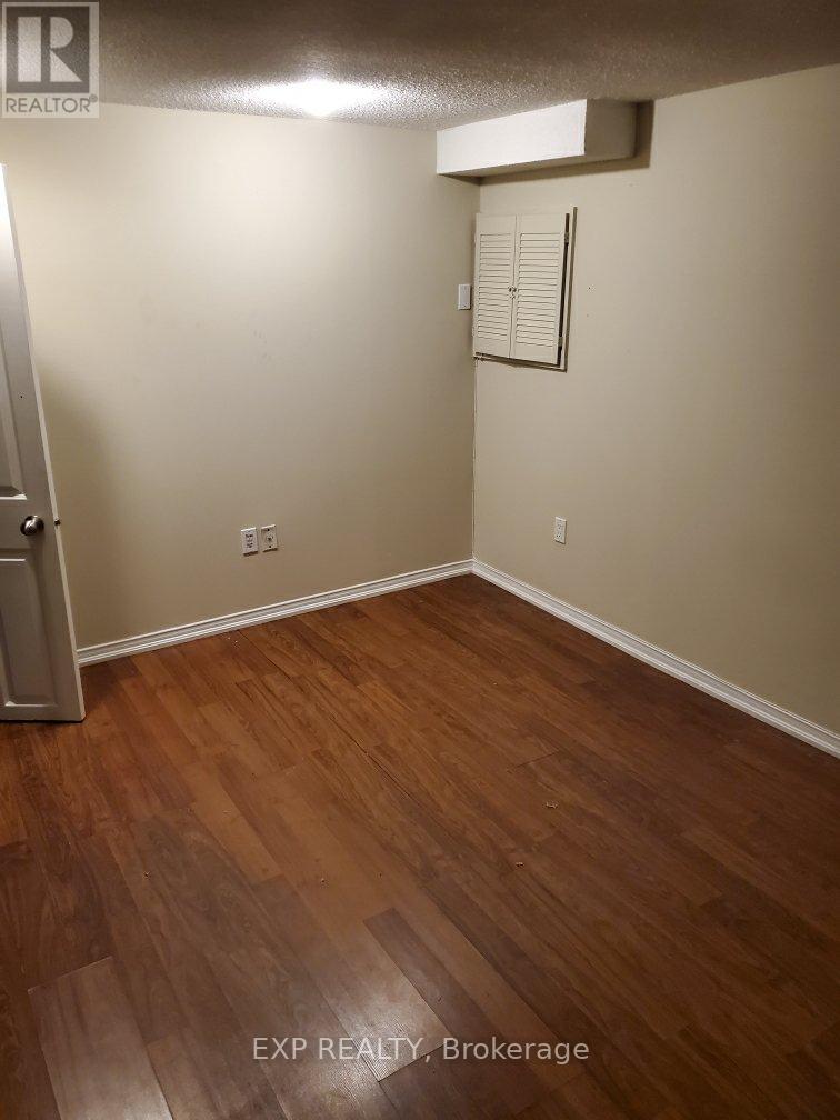 Bsmt - 31 Matterdale Avenue, Brampton, Ontario L6Y 4J6 - Photo 9 - W12220961