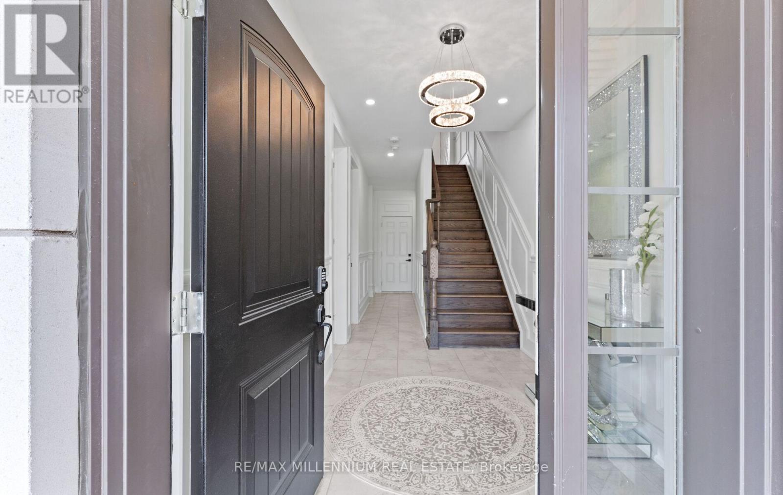 Property at 83 CASLEY AVENUE image 5