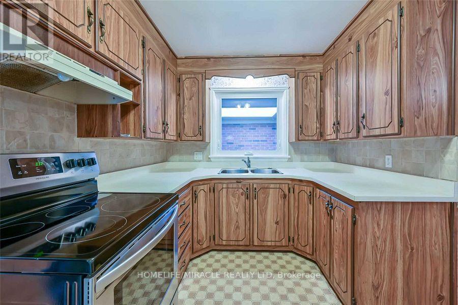 Main Fl - 764 Upper Ottawa Street, Hamilton, Ontario  L8T 3V1 - Photo 12 - X12221119