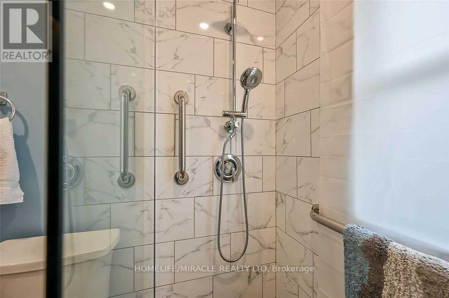 Main Fl - 764 Upper Ottawa Street, Hamilton, Ontario  L8T 3V1 - Photo 24 - X12221119
