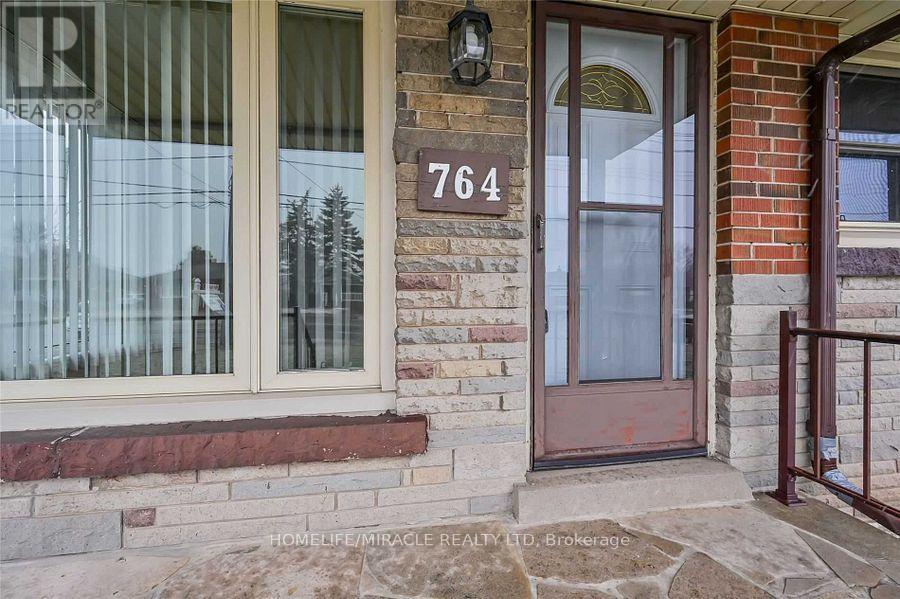 Main Fl - 764 Upper Ottawa Street, Hamilton, Ontario  L8T 3V1 - Photo 3 - X12221119