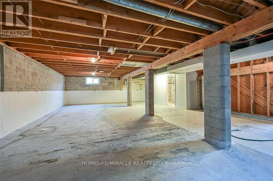 Main Fl - 764 Upper Ottawa Street, Hamilton, Ontario  L8T 3V1 - Photo 30 - X12221119