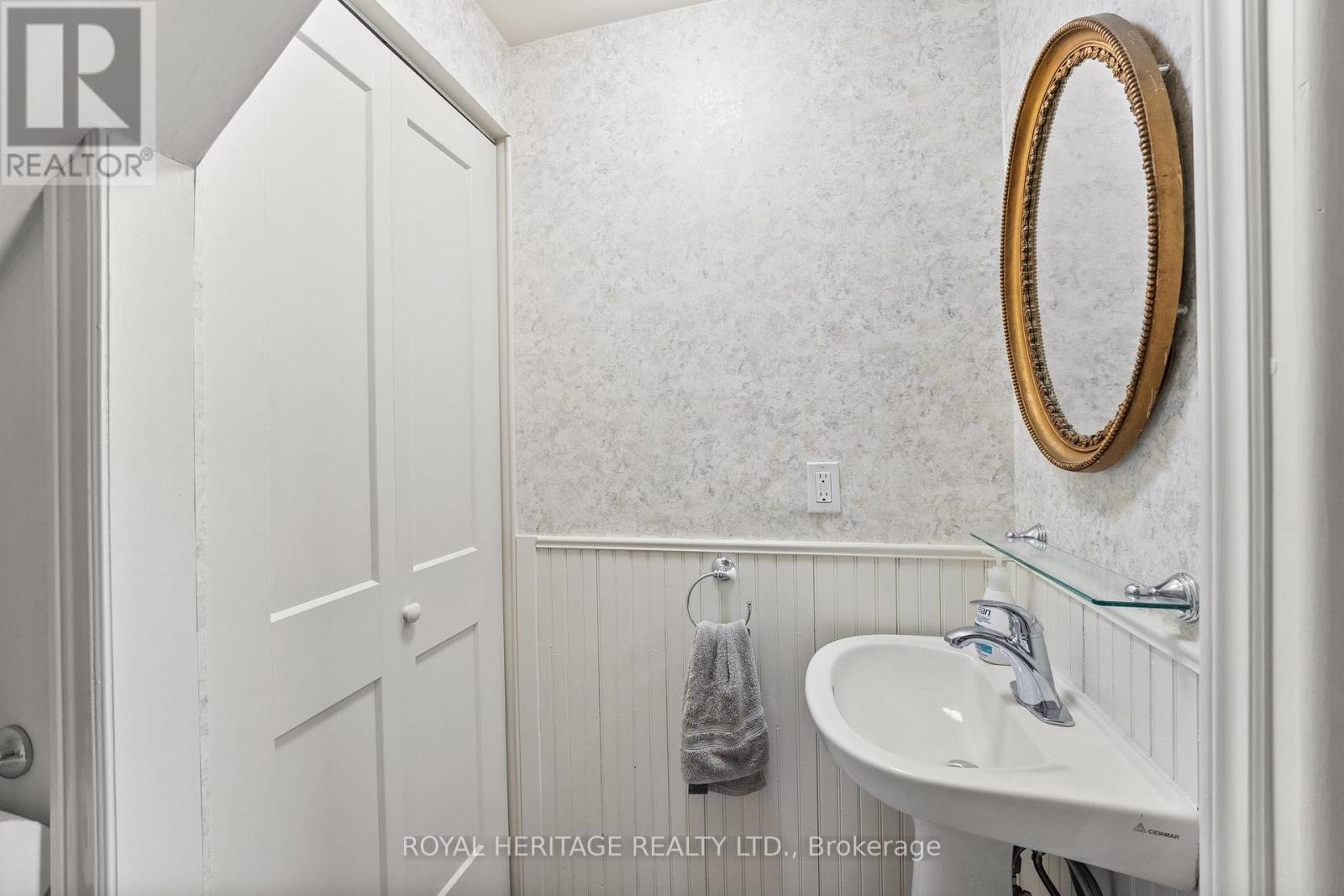 1201 Salem Road, Kawartha Lakes, Ontario  K0M 2C0 - Photo 11 - X12219339
