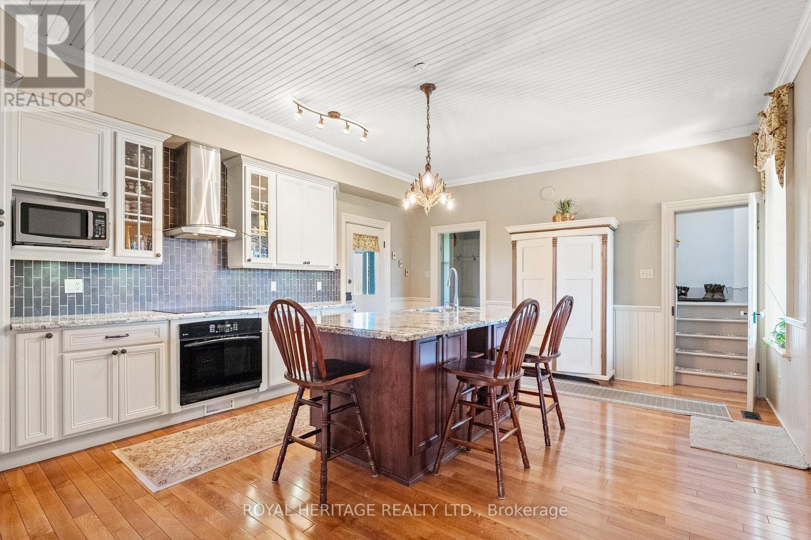 1201 Salem Road, Kawartha Lakes, Ontario  K0M 2C0 - Photo 5 - X12219339