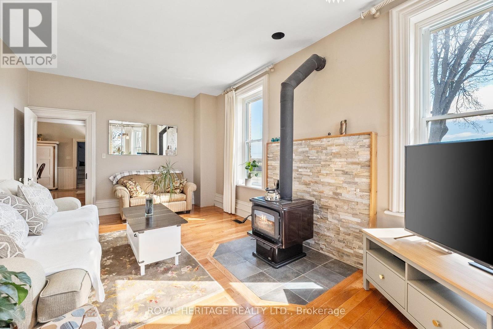 1201 Salem Road, Kawartha Lakes, Ontario  K0M 2C0 - Photo 8 - X12219339