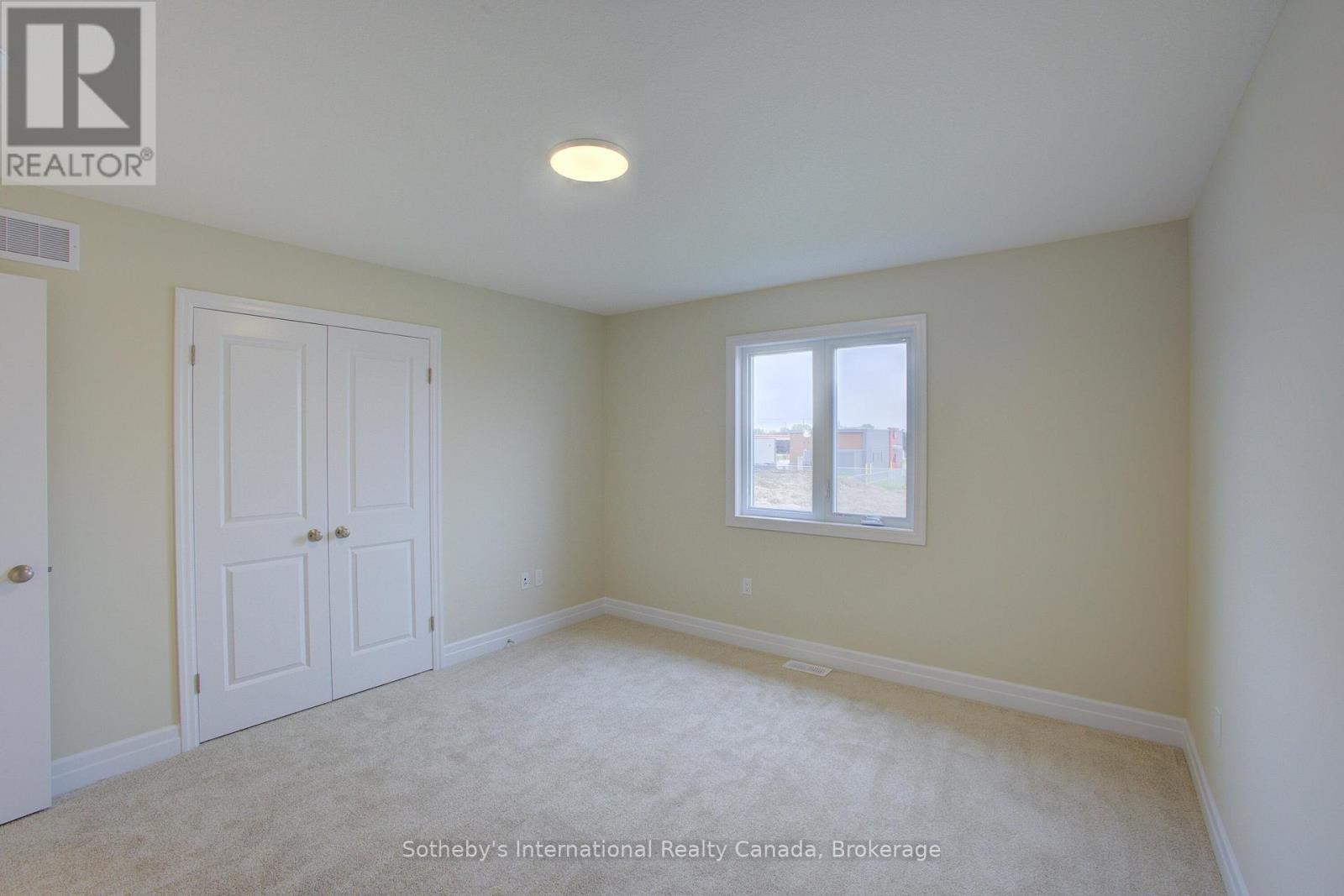 648 Wray Avenue S, North Perth, Ontario  N4W 3K9 - Photo 27 - X12221153