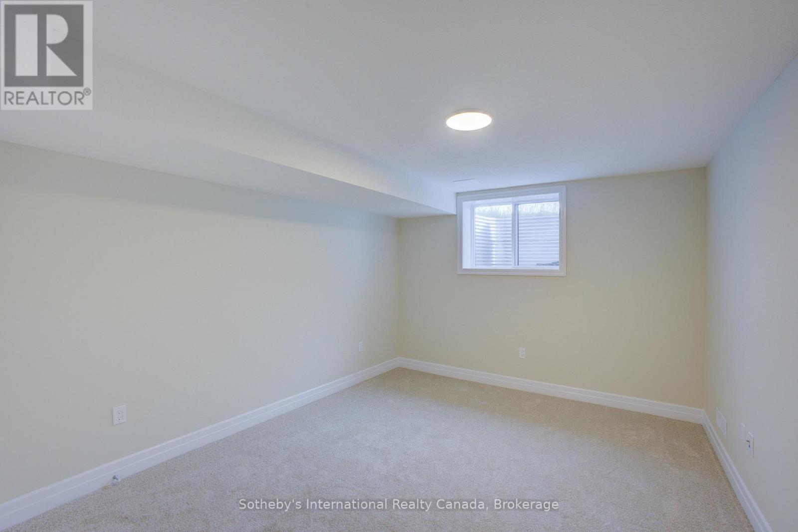 648 Wray Avenue S, North Perth, Ontario  N4W 3K9 - Photo 36 - X12221153