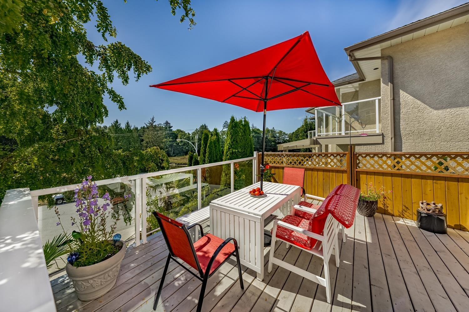 Property at 16055 8 AVENUE image 3