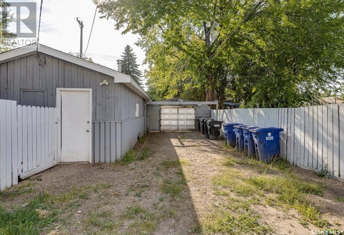 217 H Avenue S, Saskatoon, Saskatchewan  S7M 1W1 - Photo 17 - SK009436