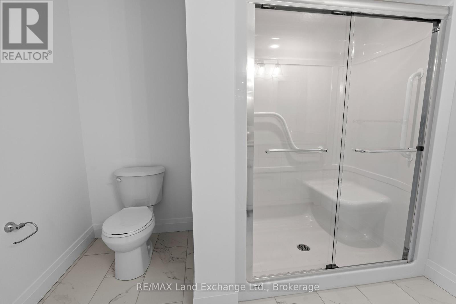 98 Eagle Court, Saugeen Shores, Ontario  N0H 2C3 - Photo 24 - X12151581