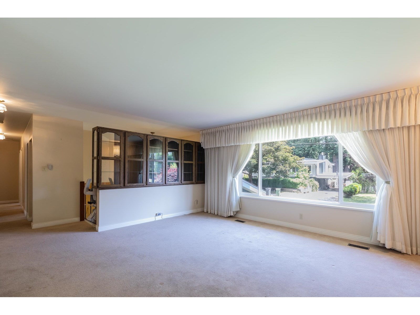 Property at 3267 CHESTNUT STREET image 5