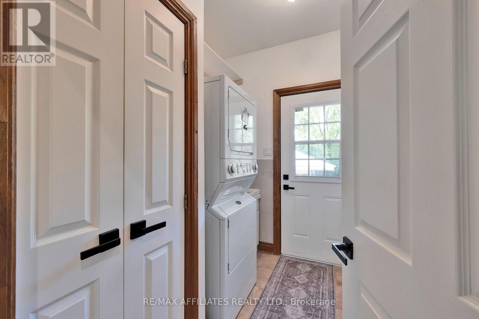 3 Kimini Drive, Ottawa, Ontario  K2S 1S6 - Photo 22 - X12221240