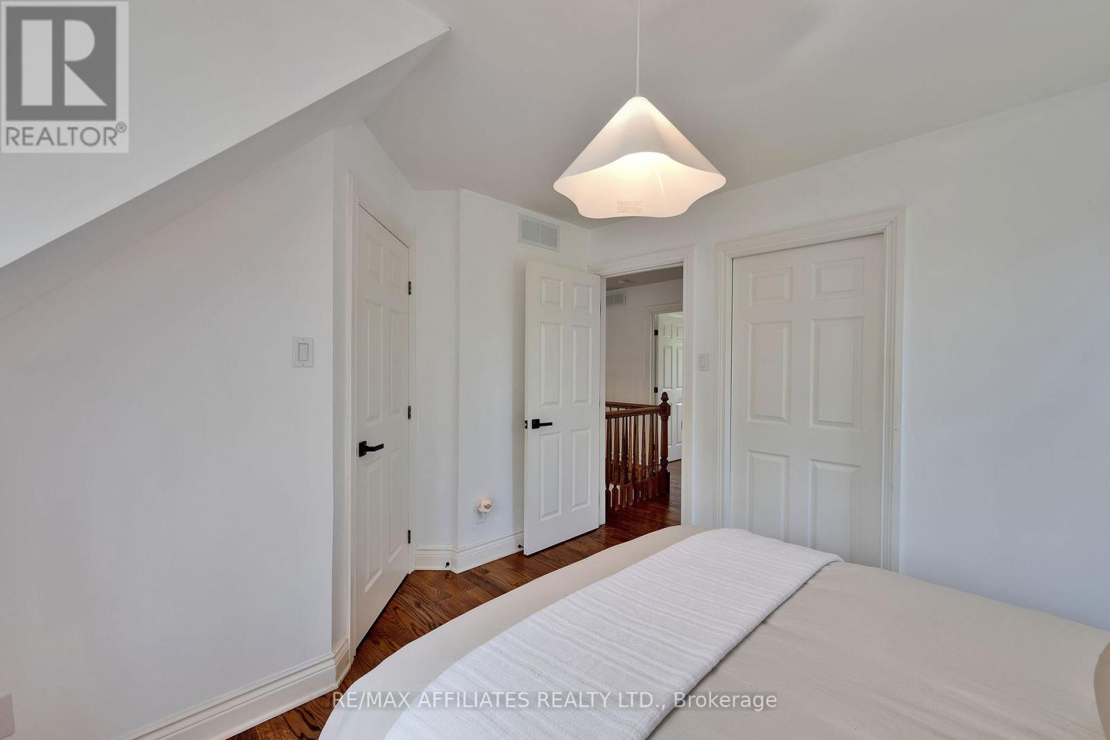 3 Kimini Drive, Ottawa, Ontario  K2S 1S6 - Photo 34 - X12221240