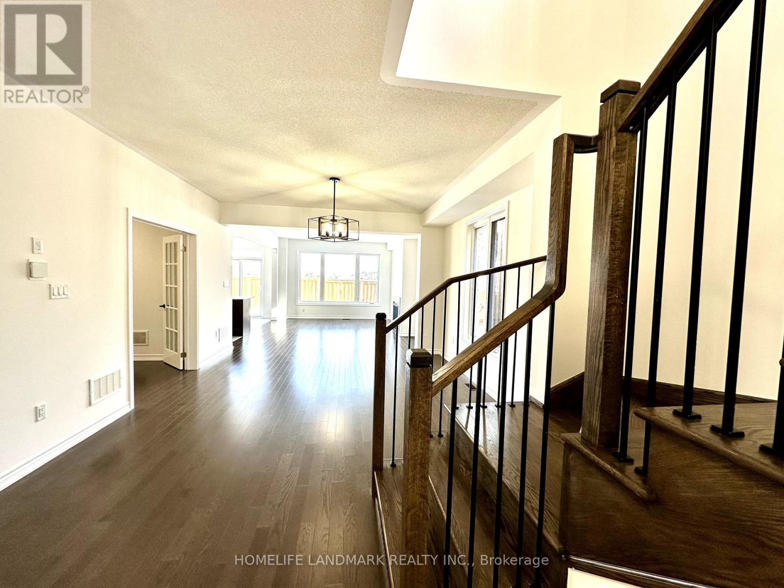 37 Maskell Crescent, Whitby, Ontario  L1P 0J6 - Photo 17 - E12221206