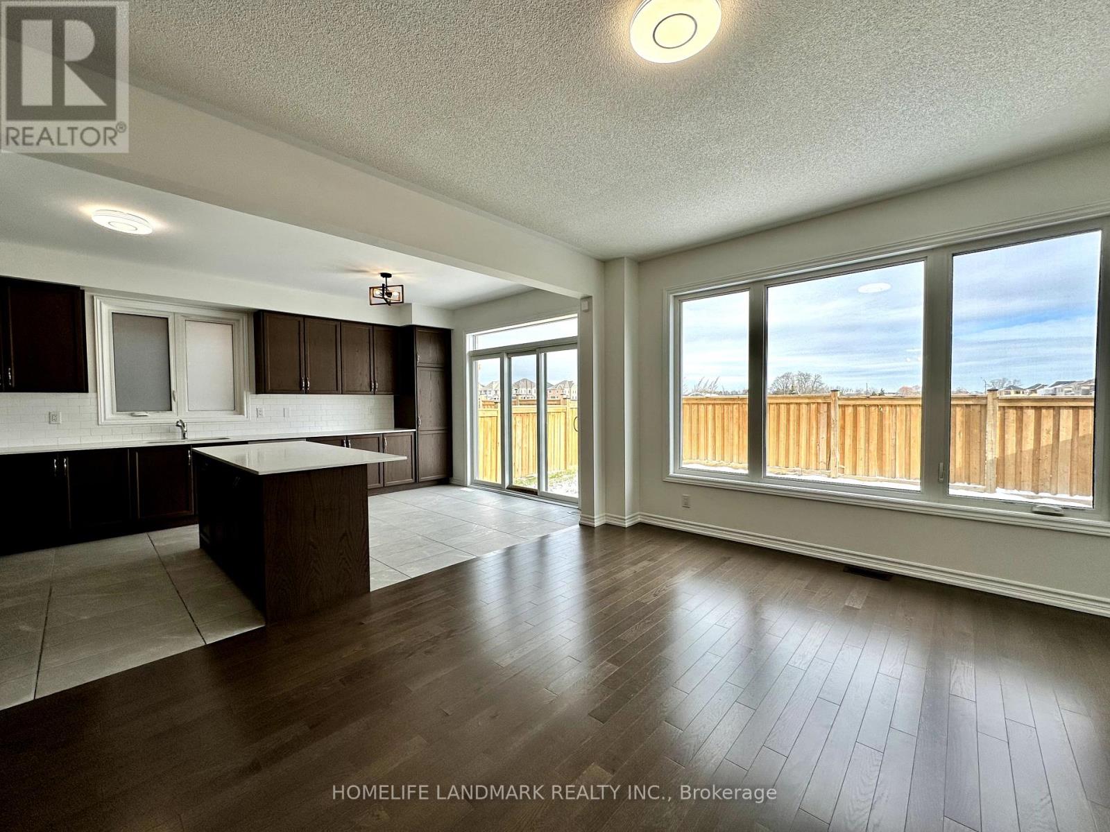 37 Maskell Crescent, Whitby, Ontario  L1P 0J6 - Photo 8 - E12221206
