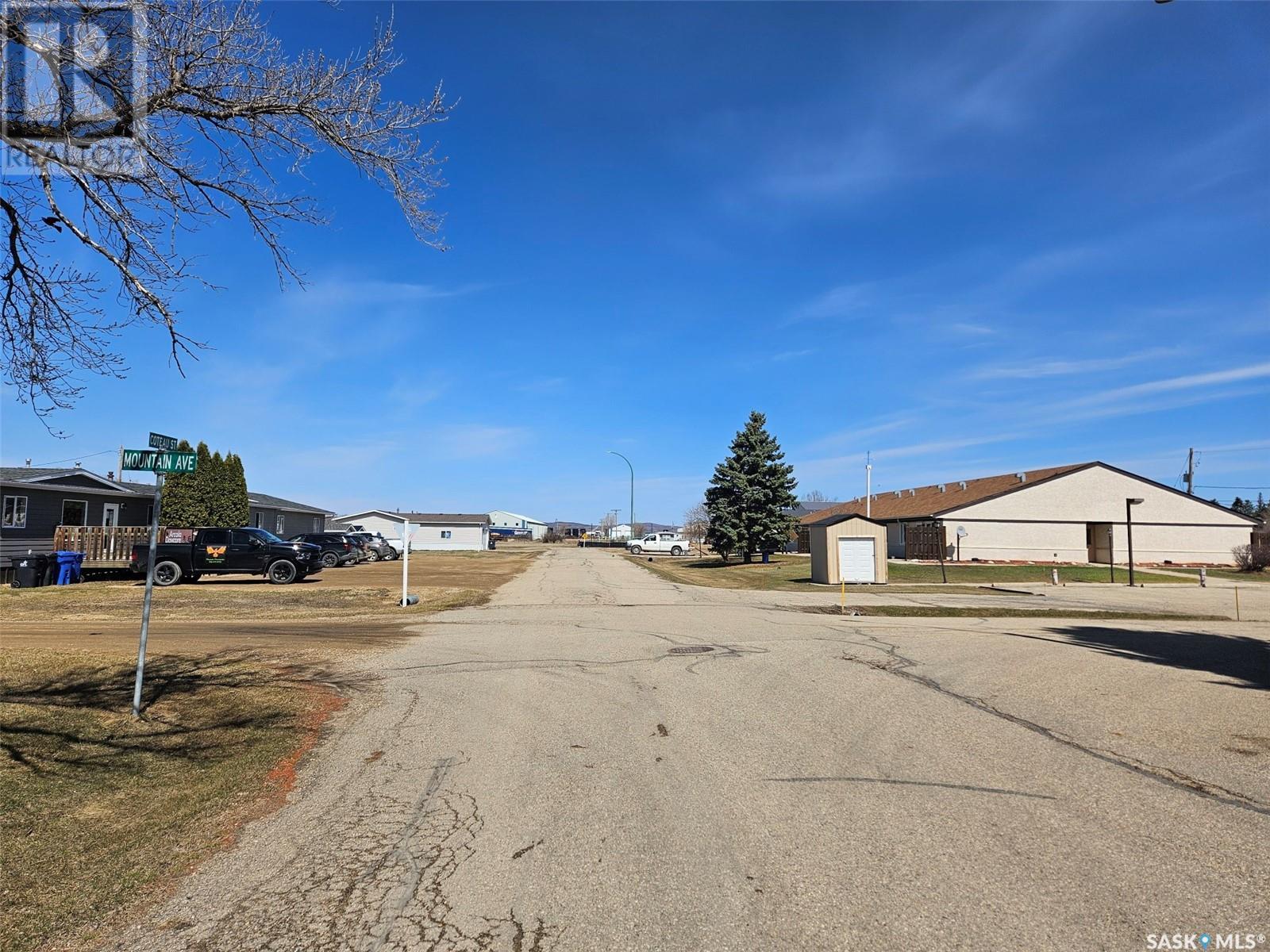 217 Coteau Street, Arcola, Saskatchewan  S0C 0G0 - Photo 2 - SK009498