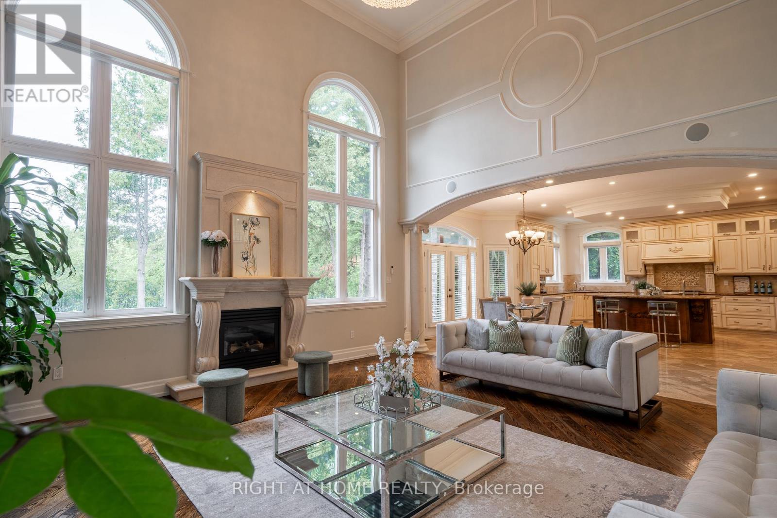 Property at 286 FERN AVENUE image 3