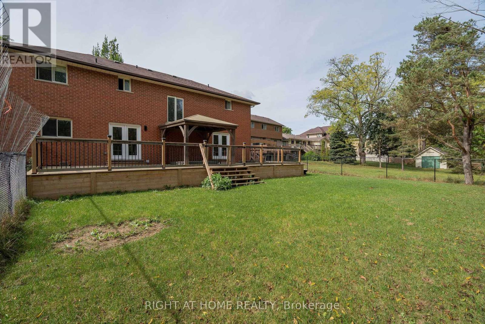 2205 Coronation Boulevard, Cambridge, Ontario  N3H 3S1 - Photo 23 - X12221170