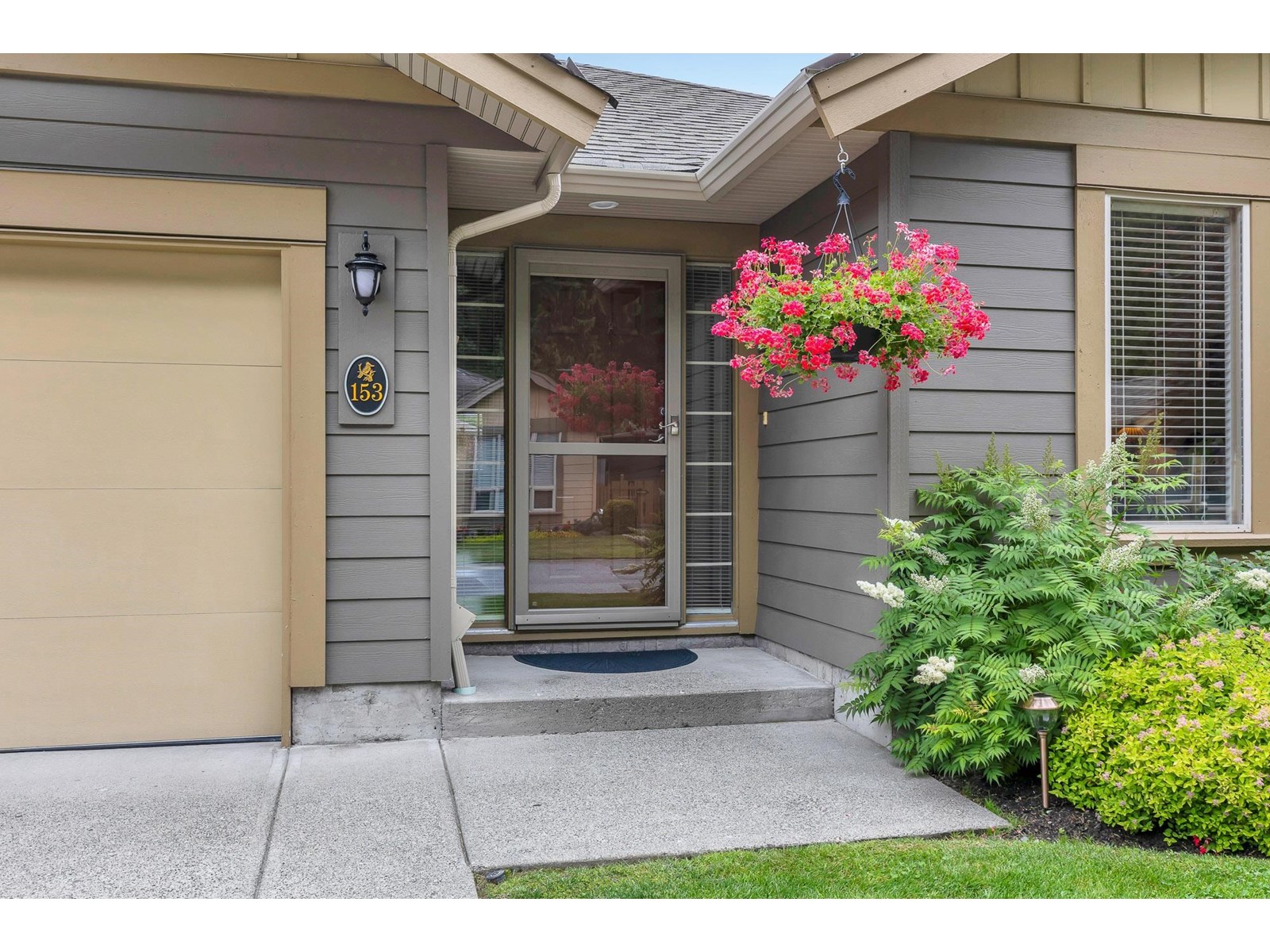 Property at 153 46000 THOMAS ROAD image 2
