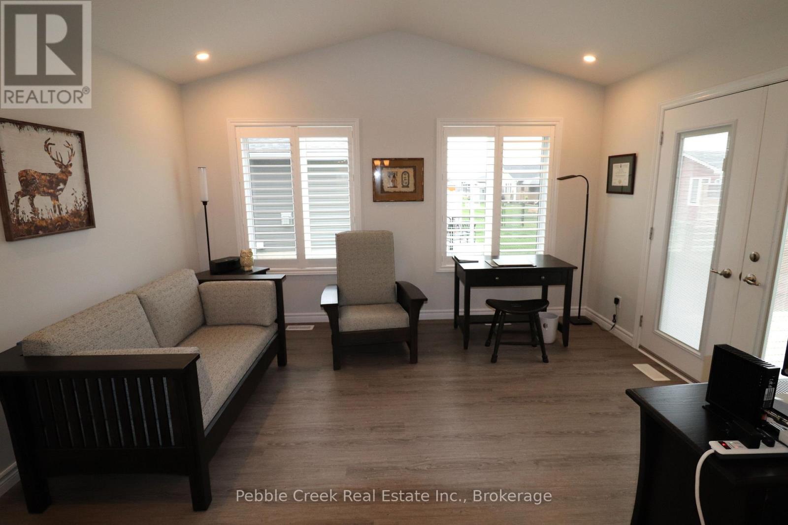 112 Huron Heights Drive, Ashfield-Colborne-Wawanosh, Ontario  N7A 0C1 - Photo 14 - X12156734