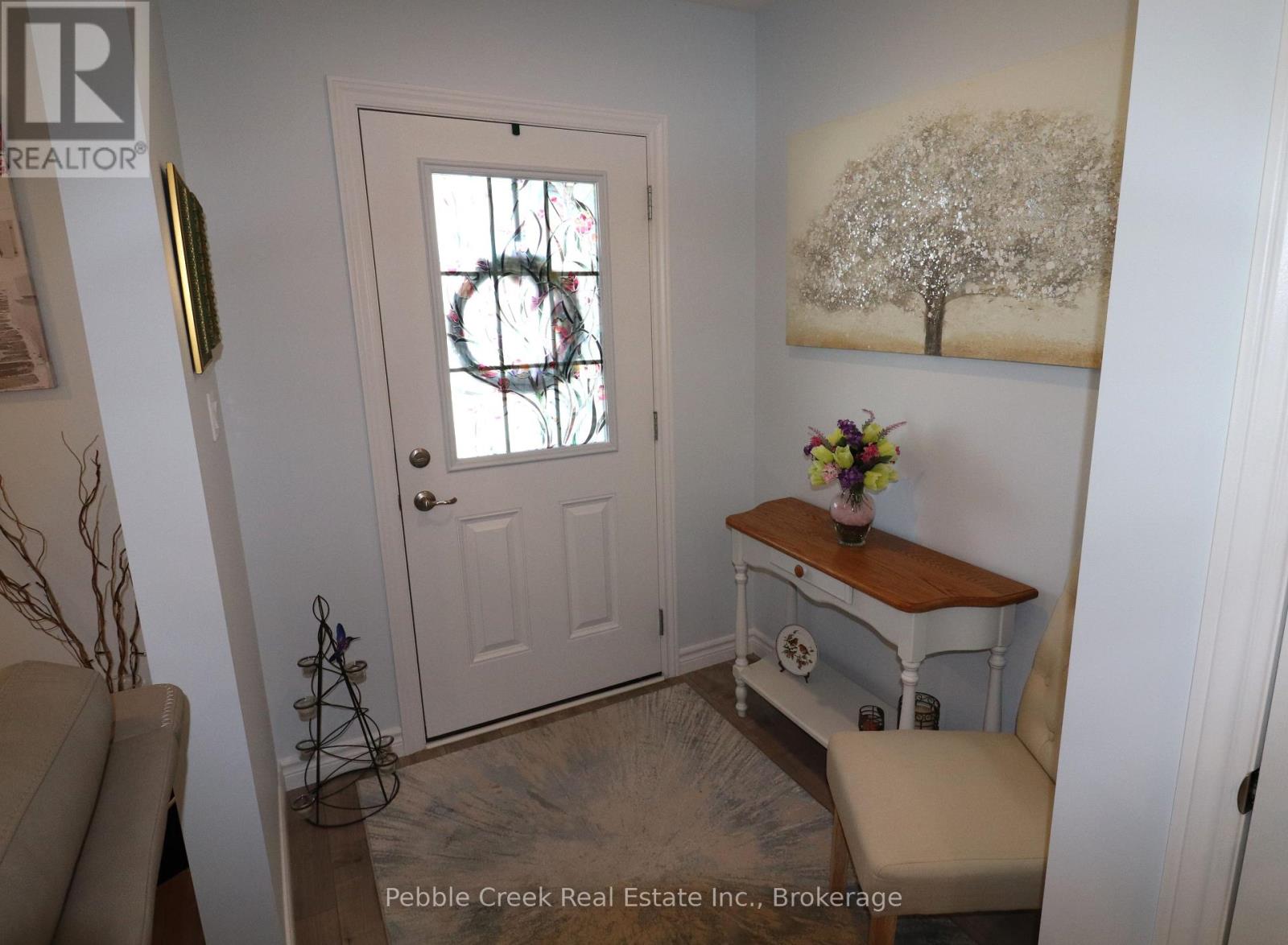 209 Lake Breeze Drive, Ashfield-Colborne-Wawanosh, Ontario  N7A 0C6 - Photo 4 - X12105126