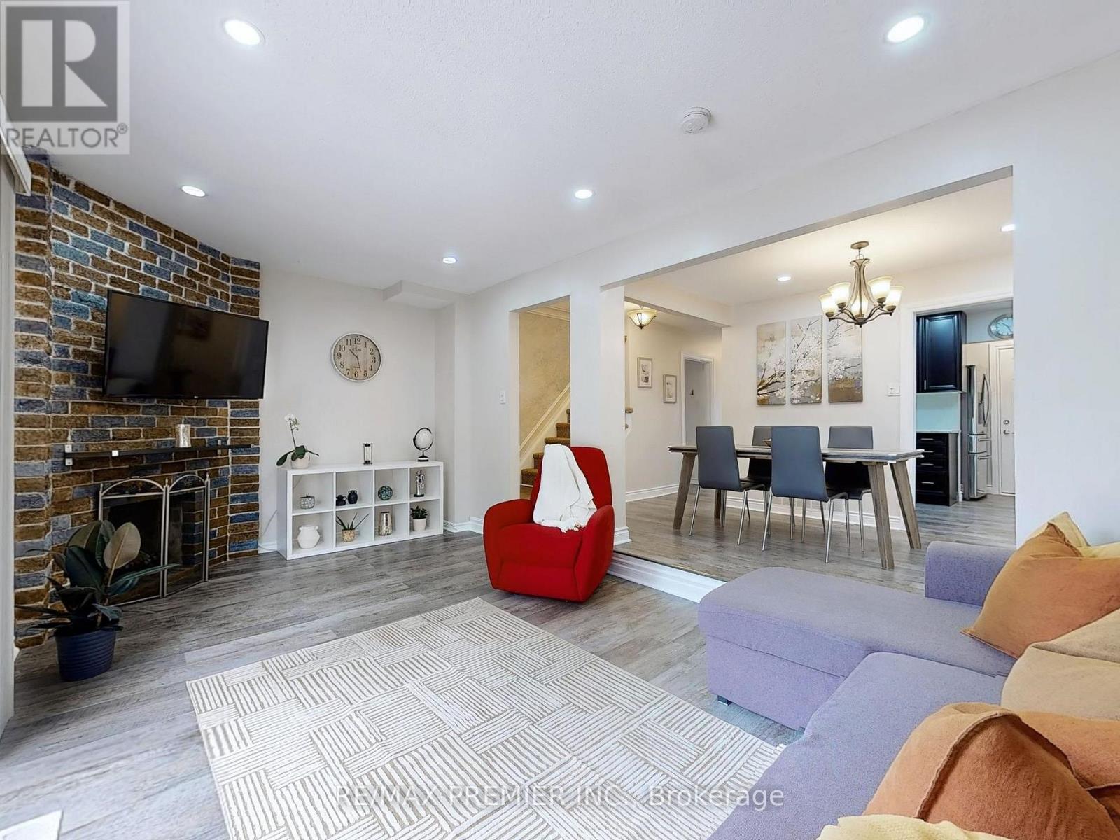Property at 2683 ROMARK MEWS image 4
