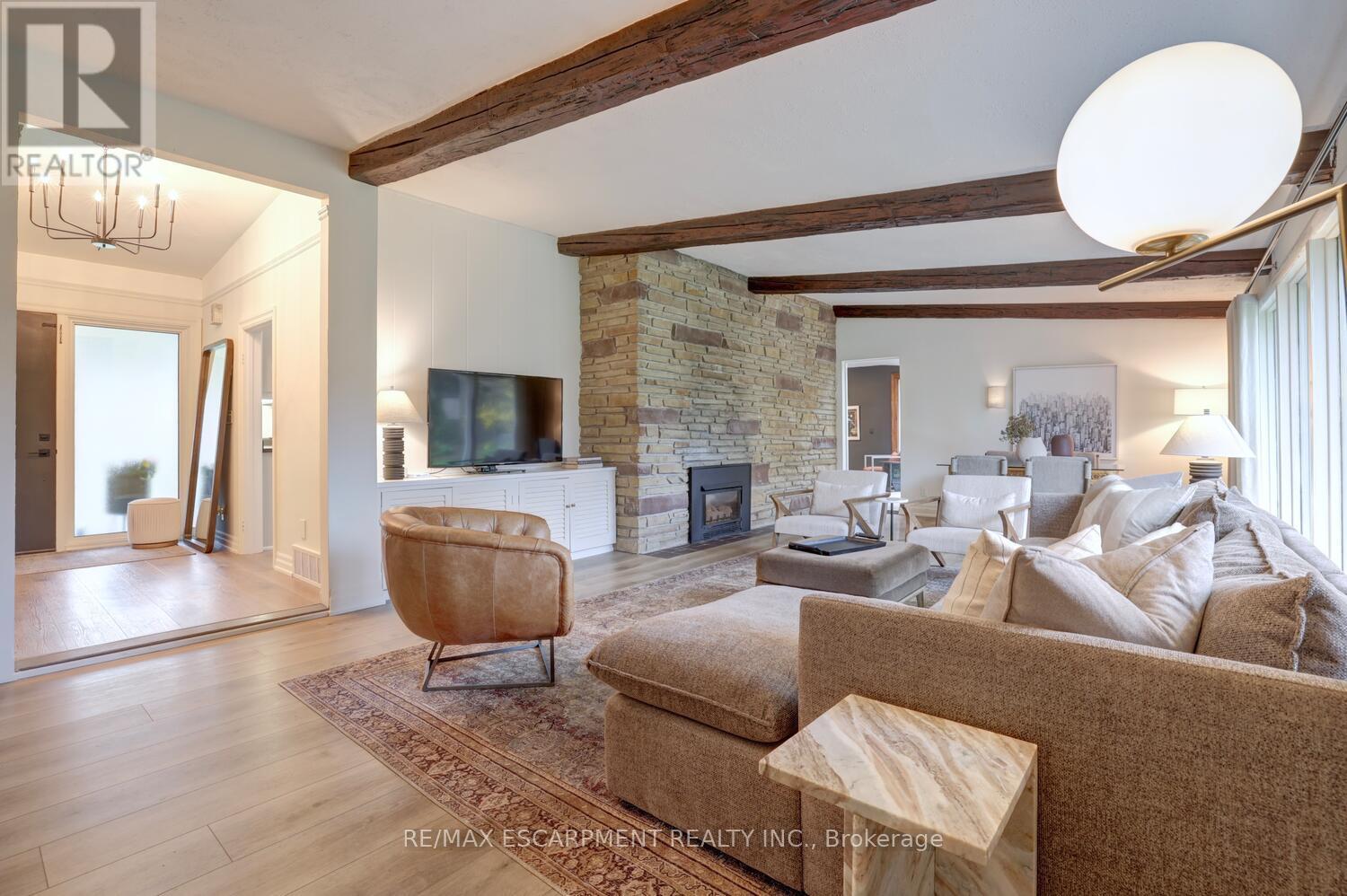 Property at 146 BIRETT DRIVE image 5