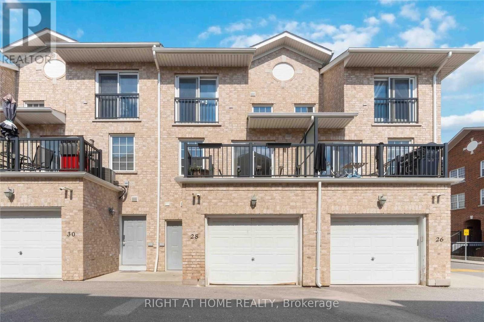 Property at 28 STRANGFORD LANE image 3