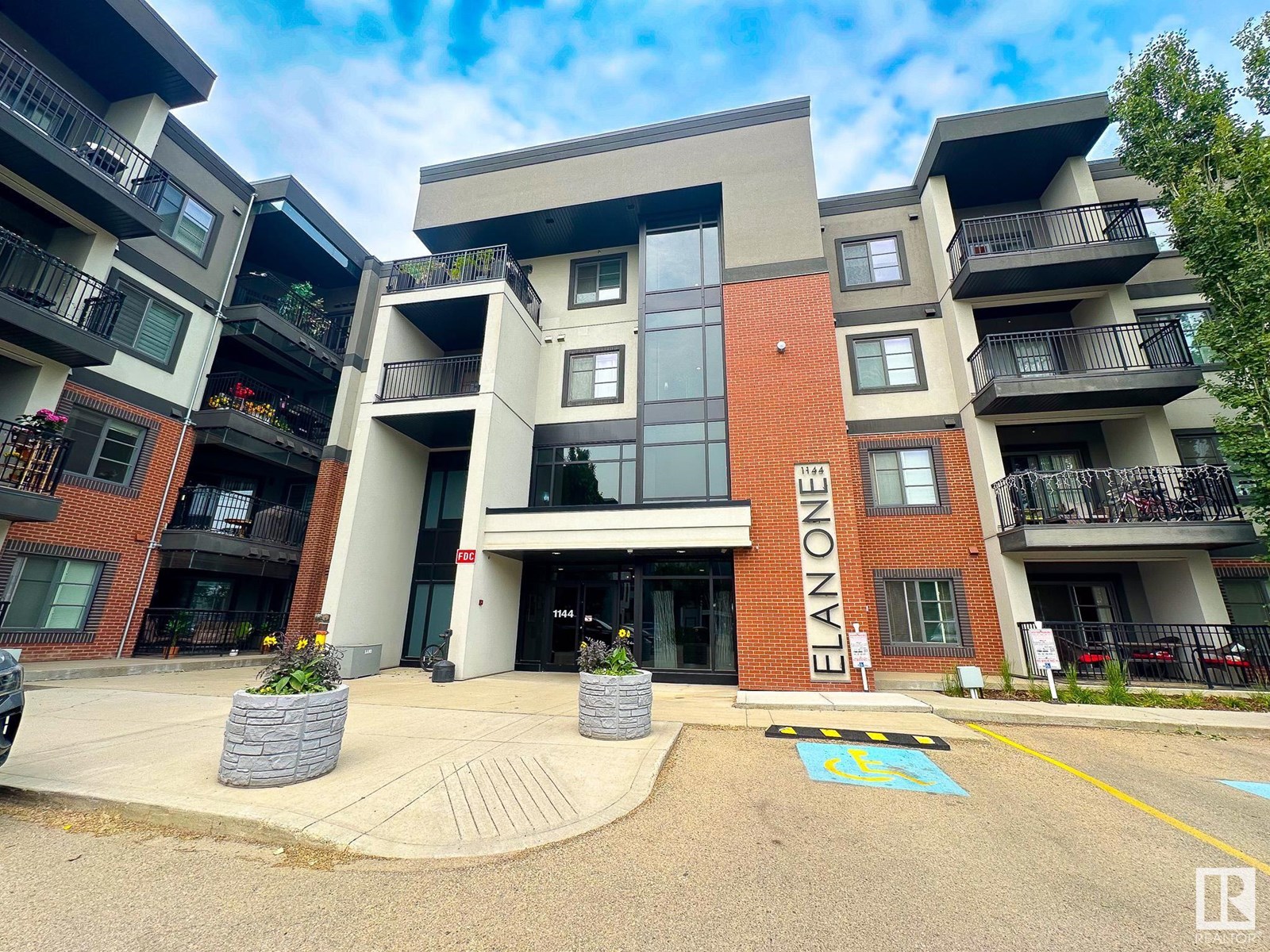 Property at #208 1144 Adamson DR SW SW image 2