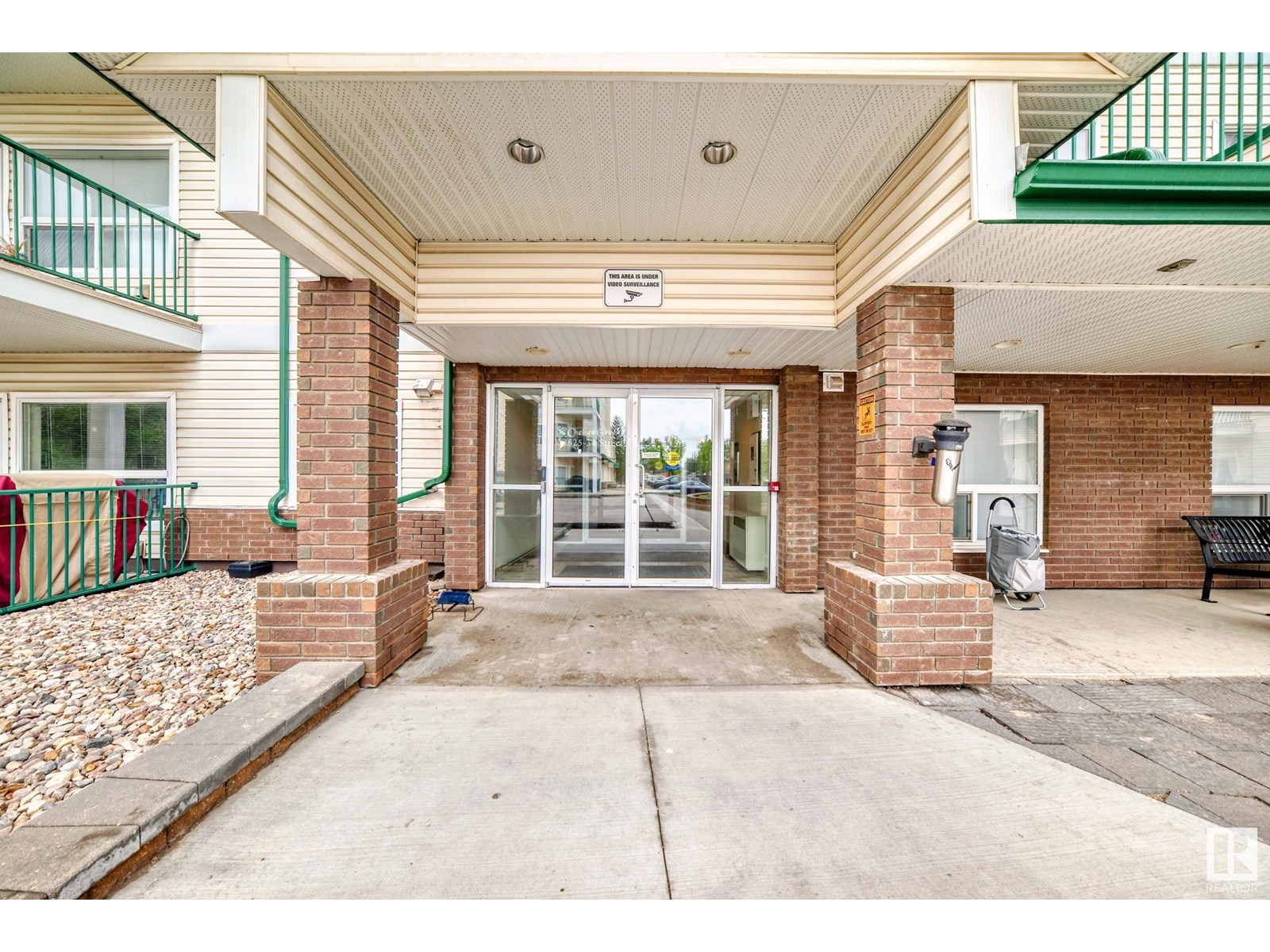 Property at #104 13625 34 ST NW image 4