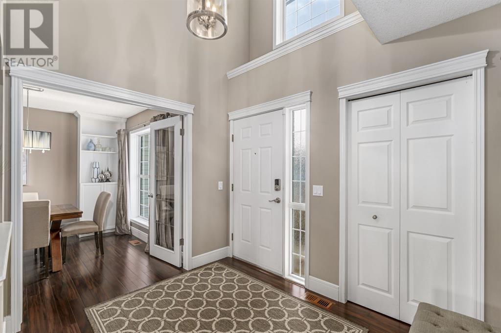 Property at 50 Valley Brook Circle NW image 3