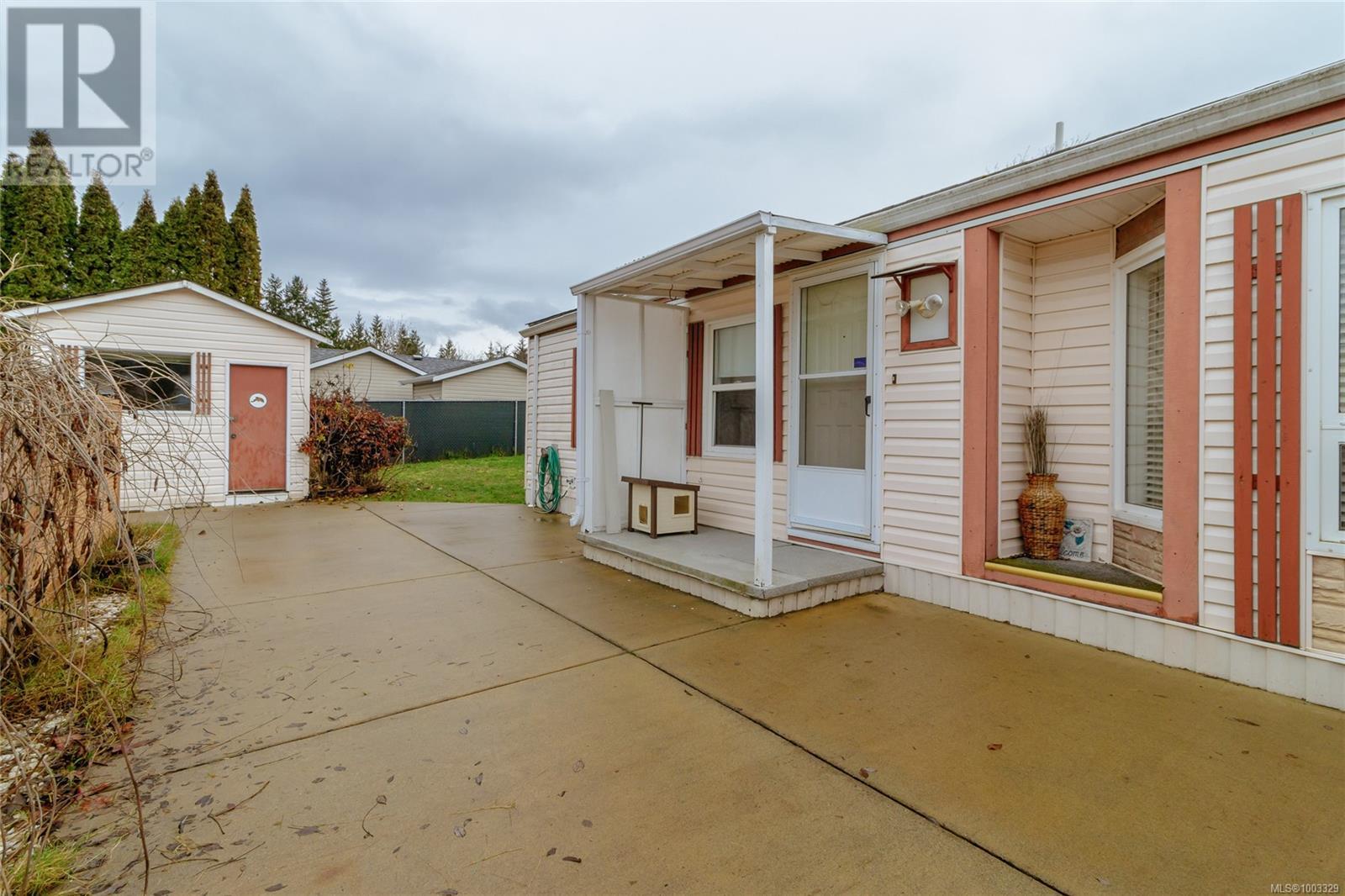 Property at 5 658 Alderwood Dr image 5