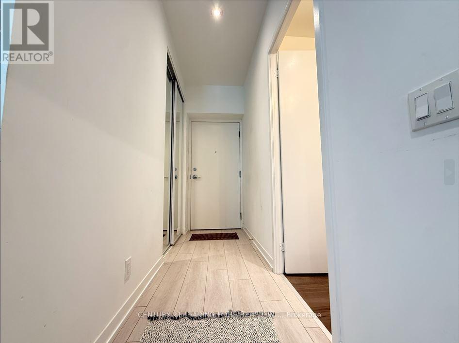 5515 - 950 Portage Parkway N, Vaughan (Vaughan Corporate Centre), Ontario  L4K 0J7 - Photo 17 - N12221411
