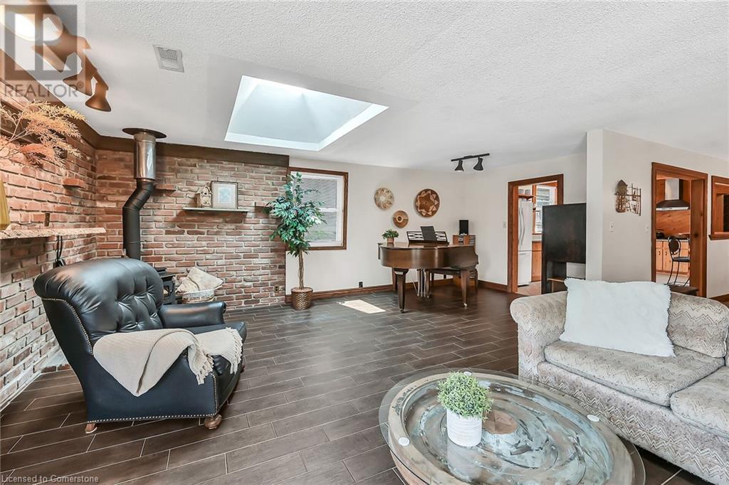 70 Home Street, Dundas, Ontario  L9H 5W3 - Photo 7 - 40741181