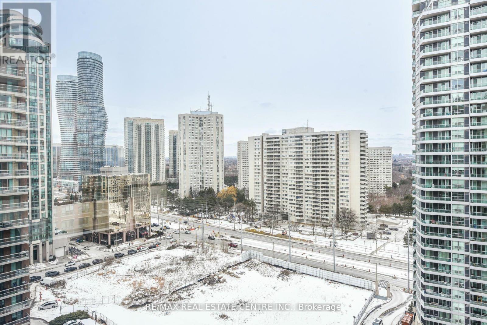 1805 - 55 Elm Drive, Mississauga, Ontario  L5B 3Z3 - Photo 2 - W12221434