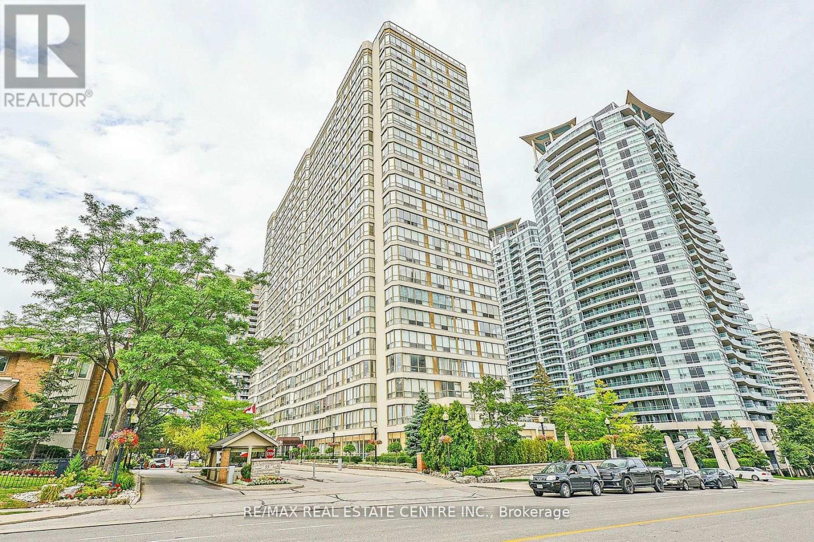 1805 - 55 Elm Drive, Mississauga, Ontario  L5B 3Z3 - Photo 3 - W12221434